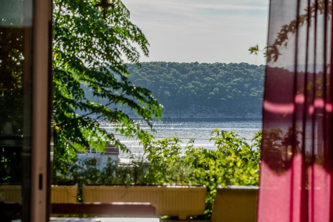 Apartment Marisol Barbat Barbat na Rabu ภายนอก รูปภาพ
