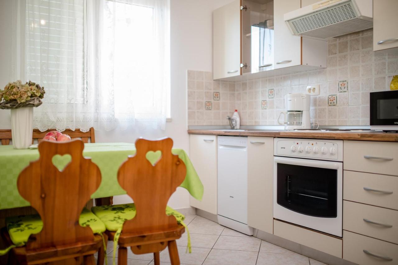Apartment Marisol Barbat Barbat na Rabu ภายนอก รูปภาพ