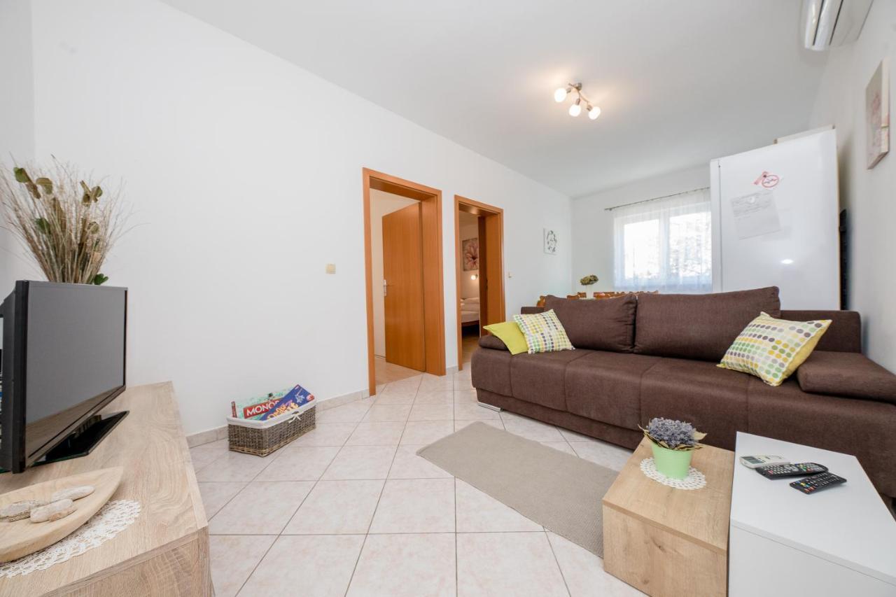 Apartment Marisol Barbat Barbat na Rabu ภายนอก รูปภาพ