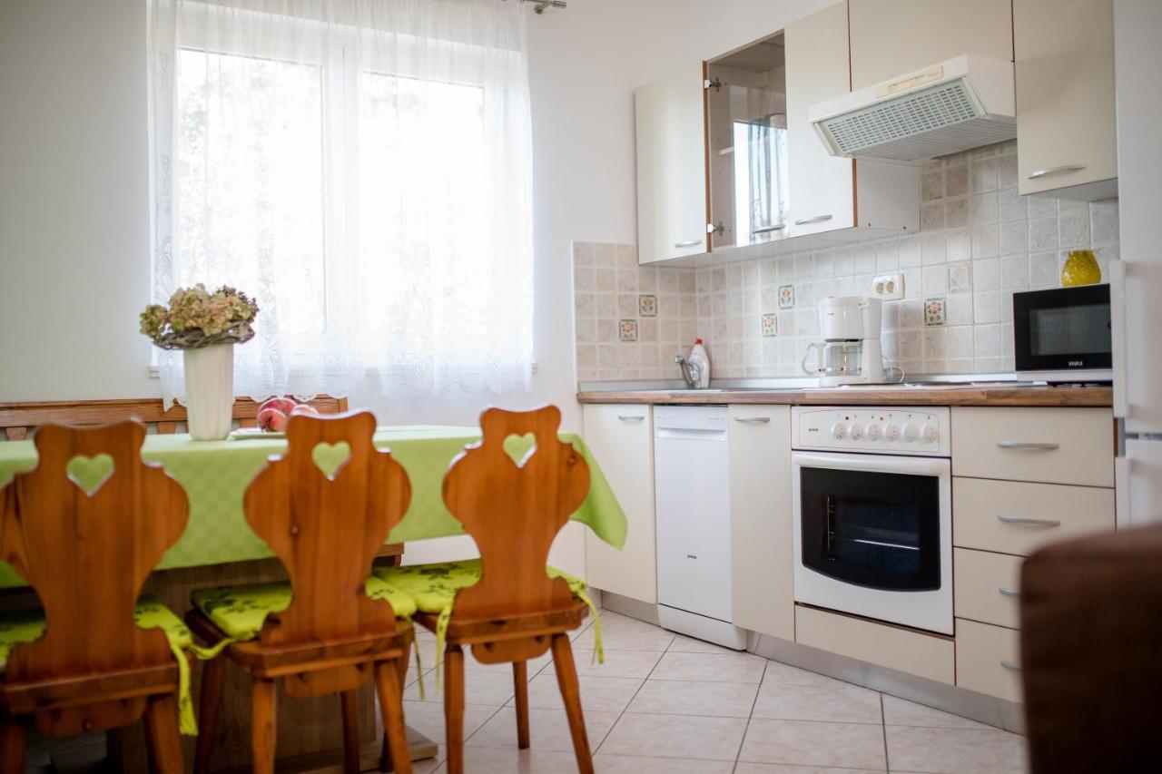 Apartment Marisol Barbat Barbat na Rabu ภายนอก รูปภาพ