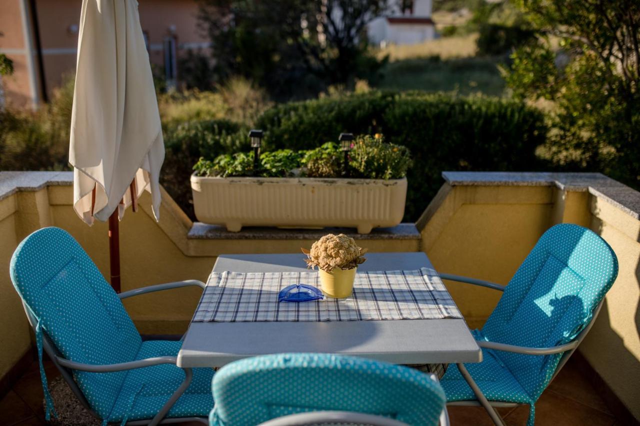 Apartment Marisol Barbat Barbat na Rabu ภายนอก รูปภาพ