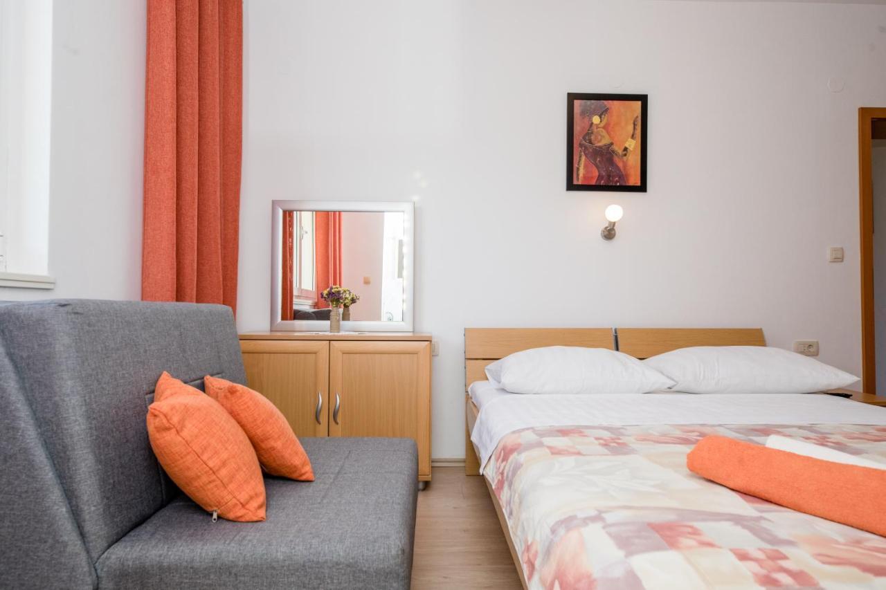 Apartment Marisol Barbat Barbat na Rabu ภายนอก รูปภาพ