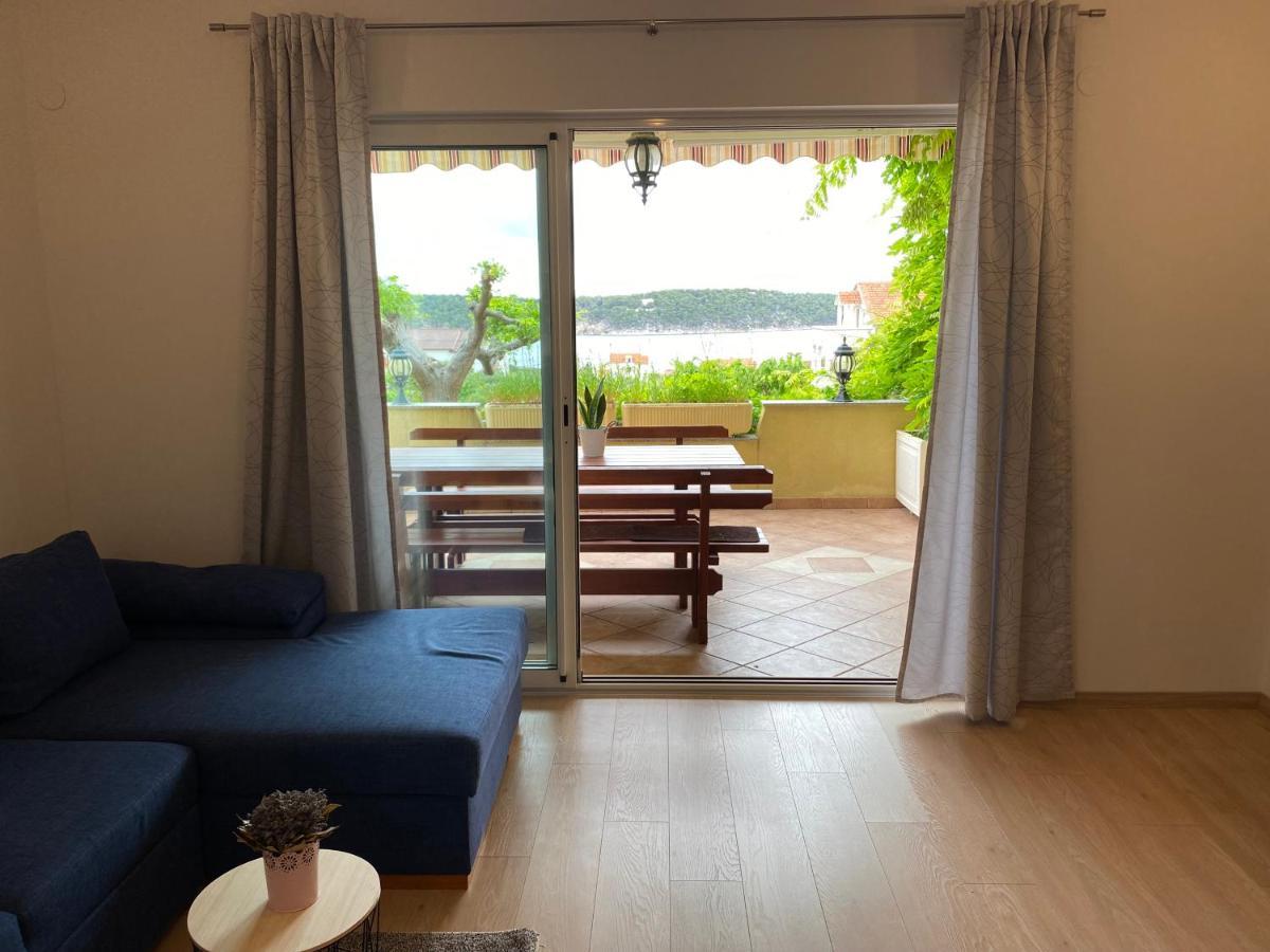 Apartment Marisol Barbat Barbat na Rabu ภายนอก รูปภาพ