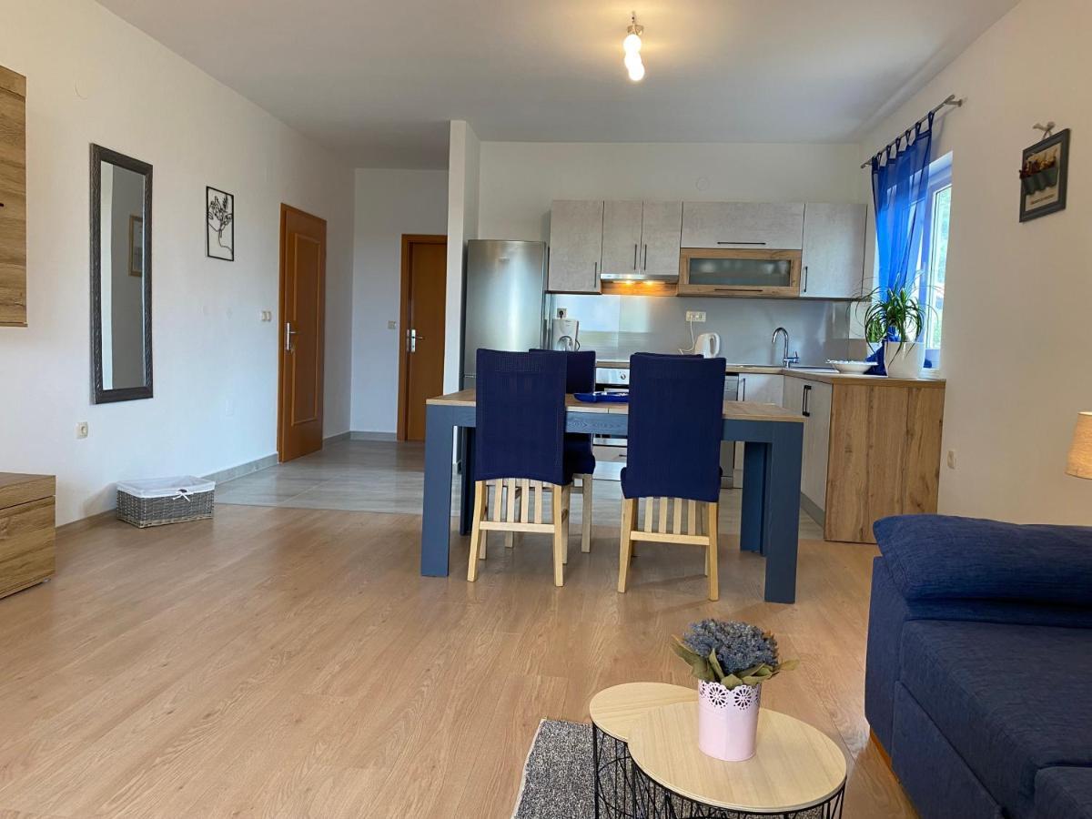 Apartment Marisol Barbat Barbat na Rabu ภายนอก รูปภาพ