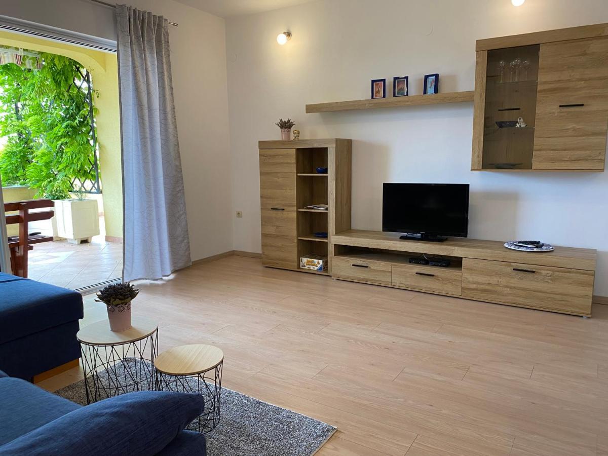 Apartment Marisol Barbat Barbat na Rabu ภายนอก รูปภาพ